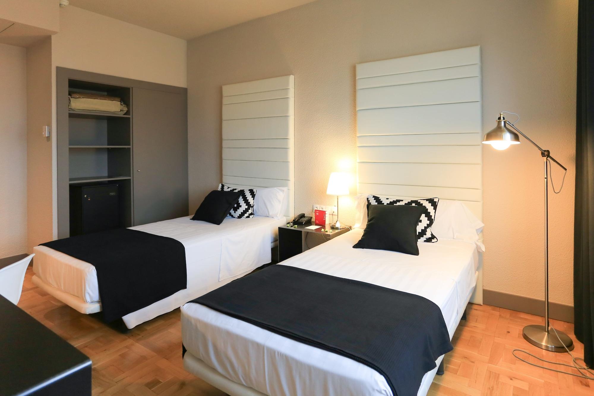 Habitus Hotel Leyre Pamplona Exterior photo