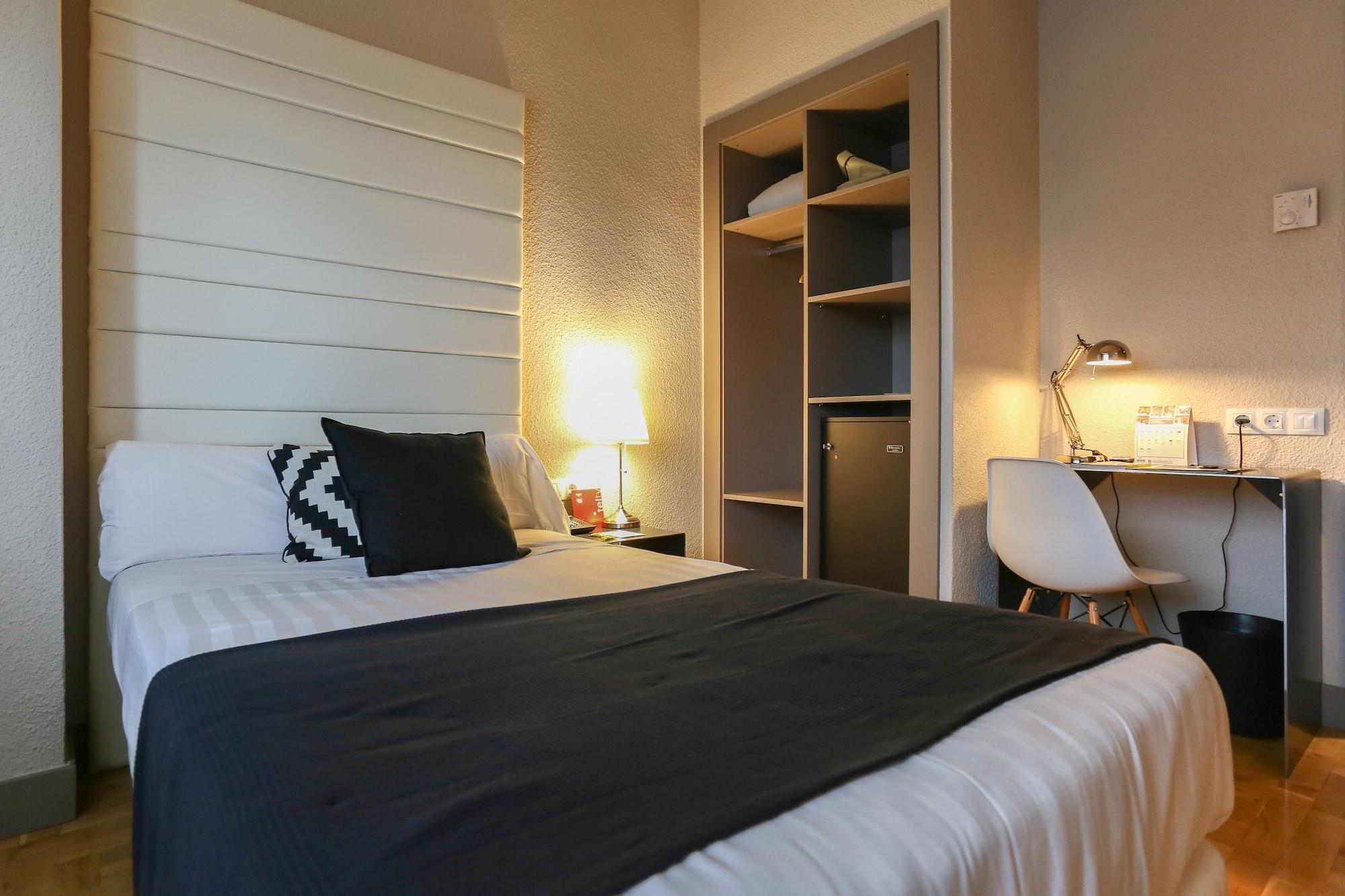 Habitus Hotel Leyre Pamplona Exterior photo